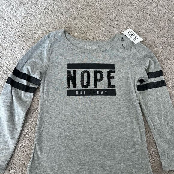 Girls Long sleeve shirts size 5/6 - Picture 1 of 2